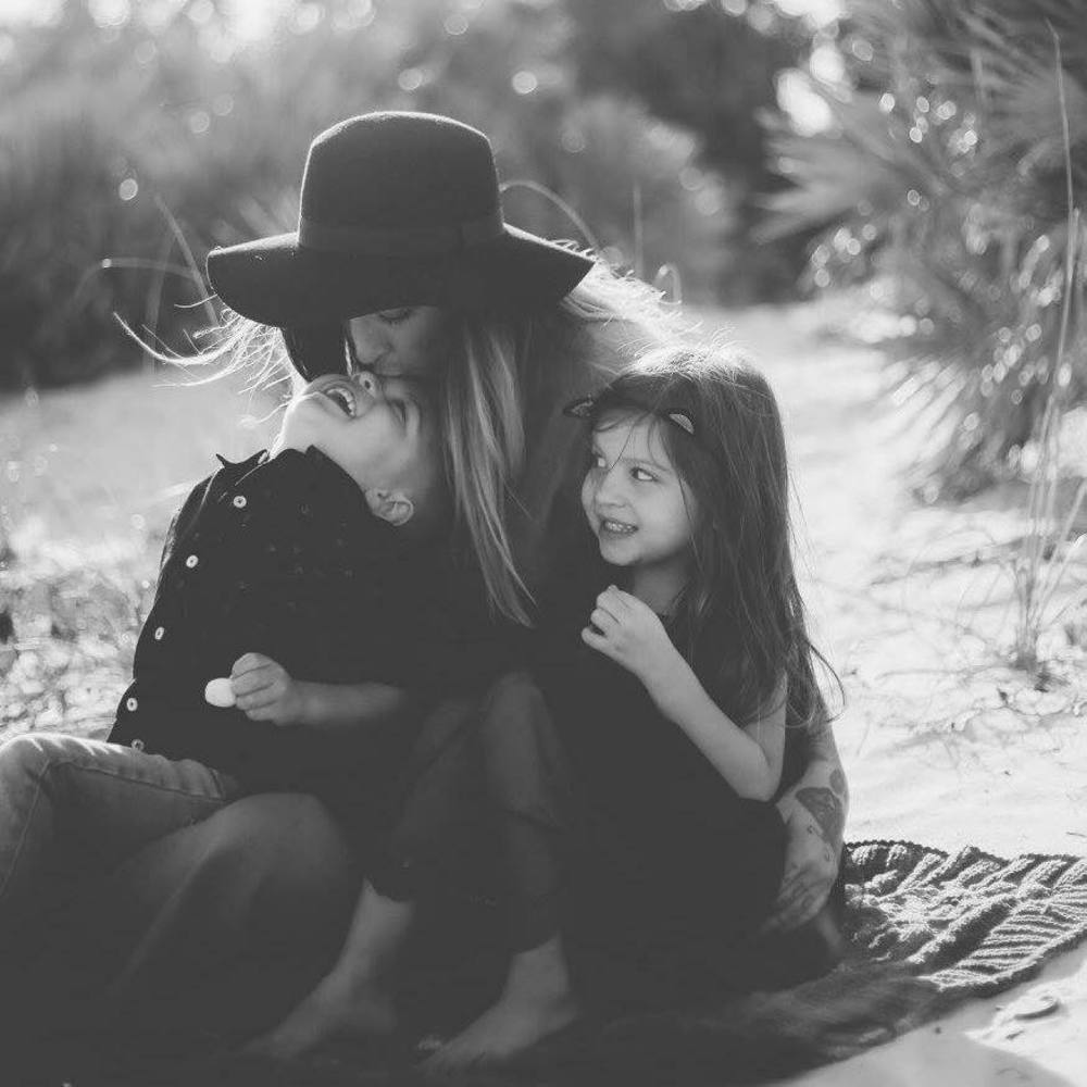 Meet your Posher, Elissa